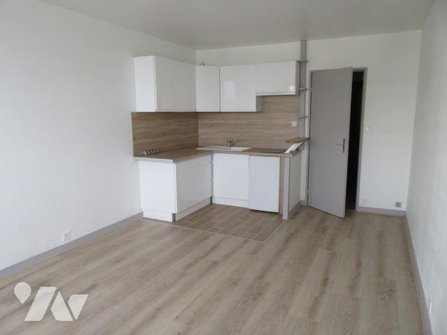 MONTARGIS STUDIO 25 M2 CENTRE VILLE