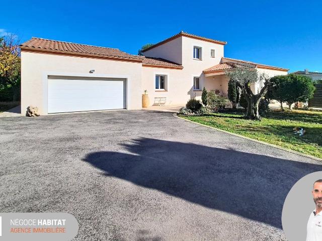 MONTARNAUD BELLE VILLA T6 DE 165M2 SUR 1196M2 DE TERRAIN AVE