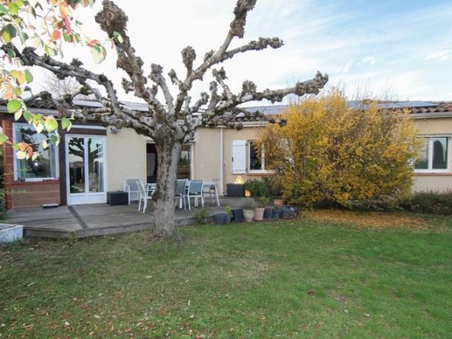 Montastruc Centre. Villa plain pied, 4 chambres