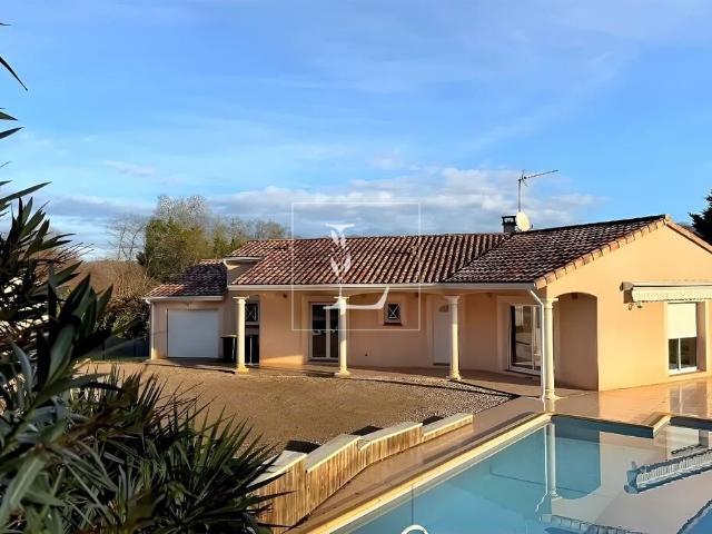 MONTAUBAN CARREYRAT MAISON RENOVEE AVEC PISCINE