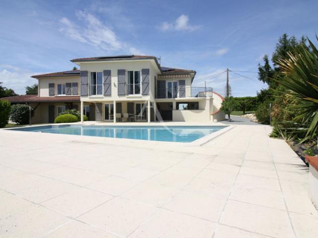 Montauban: Villa avec point de vue sur pyrénées, 5chambres 261 m2