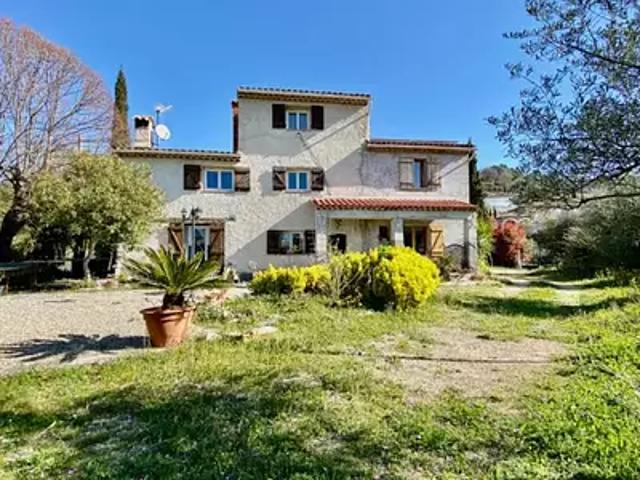Montauroux 83440 Achat / Vente maison 8 pièces t8 piscine jardin