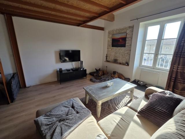 Montboucher Appartement T2 + Mezzanine