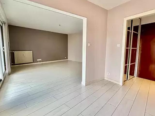Montbéliard 25200 Achat / Vente appartement 4 pièces t4 au dernier étage cave