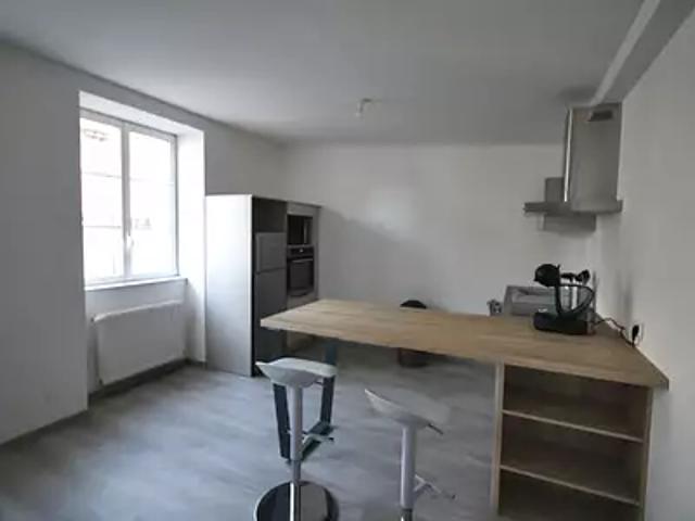 Montbéliard 25200 Location appartement 2 pièces t2 cave parking