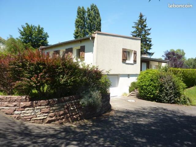 Montbeliard belle villa f6 sur 8.5 ares de terrain