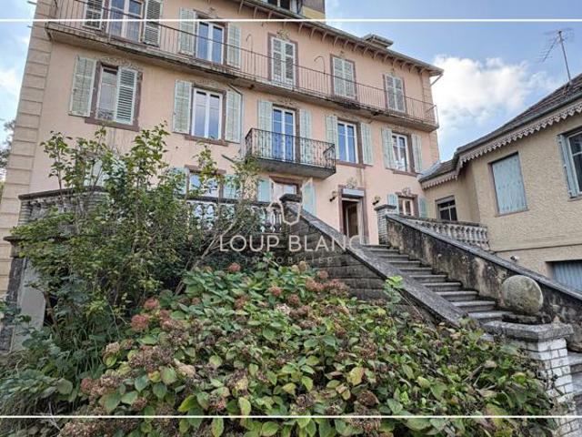 Montbéliard Grand appartement 134 m2 à rénover, fort poten