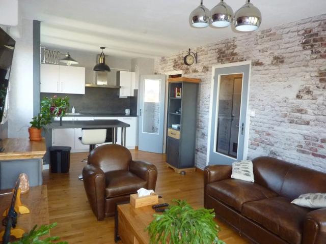 MONTBELIARD, Joli F3 avec loggia et garage