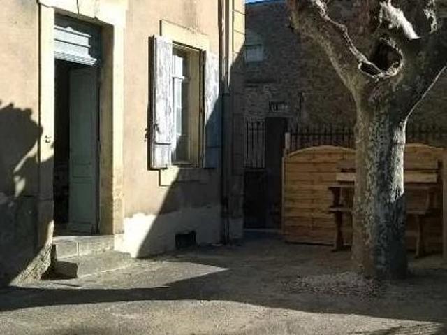 Montblanc, appartement F3 à louer au 1er étage
