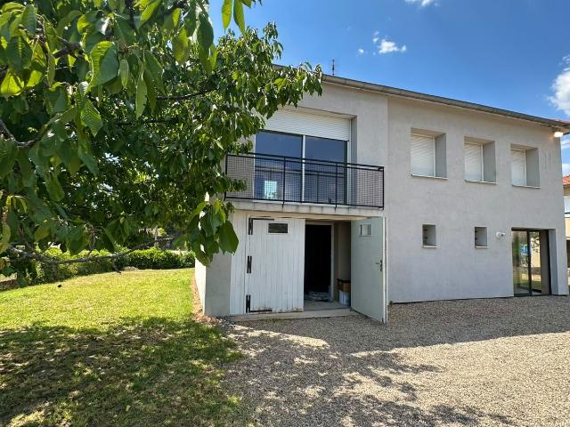 Montbrison Secteur résidentiel, calme, proche de tout, Maison individuelle T bon état 4 chambres, bureau, terr