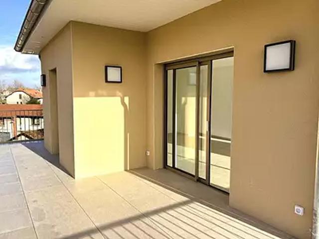 Montbrison 42600 Achat / Vente appartement 5 pièces t5 au dernier étage terrasse