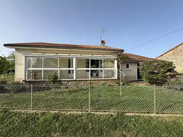 Montbron 16220 Achat / Vente maison 5 pièces t5