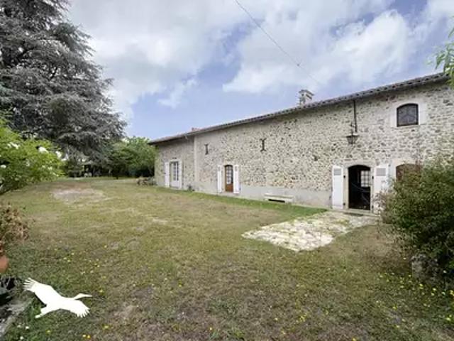 Montbron 16220 Achat / Vente maison 6 pièces t6