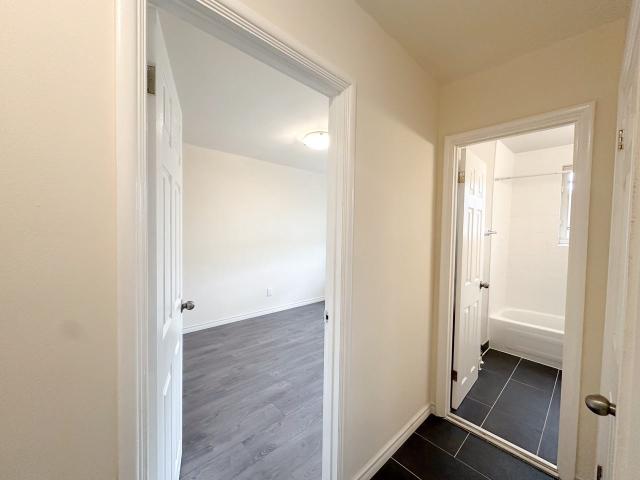 Montgomery Apartments 2 Bedroom Apartment for Rent at 118 Montgomery Ave, Toronto, ON M4R 1E3 North Toronto