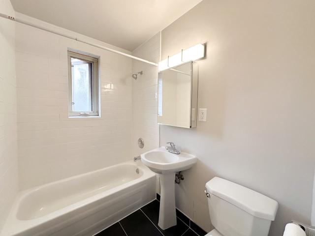 Montgomery Apartments 2 Bedroom Apartment for Rent at 118 Montgomery Ave, Toronto, ON M4R 1E3 North Toronto