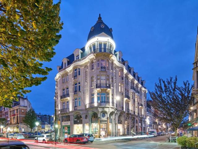 Montgomery, Etterbeek