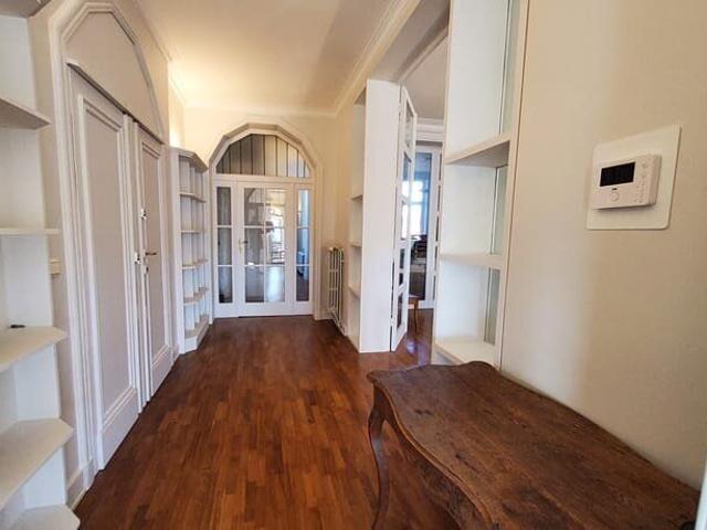 MONTGOMERY Furnished 2 bedrooms + office high standing.