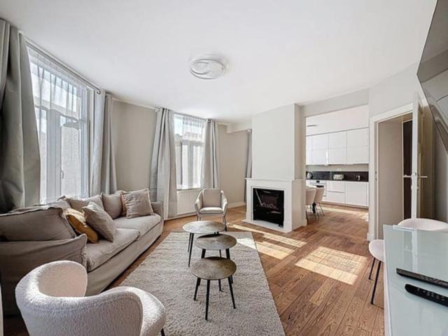 Montgomery: 3 furnished bedrooms