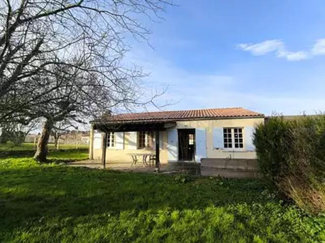 Montguyon 17270 Achat / Vente maison 4 pièces t4 parking