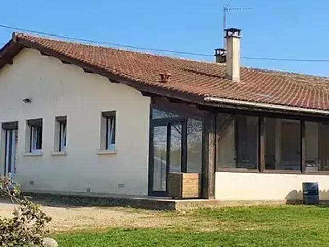 Montguyon 17270 Achat / Vente maison 5 pièces t5 parking