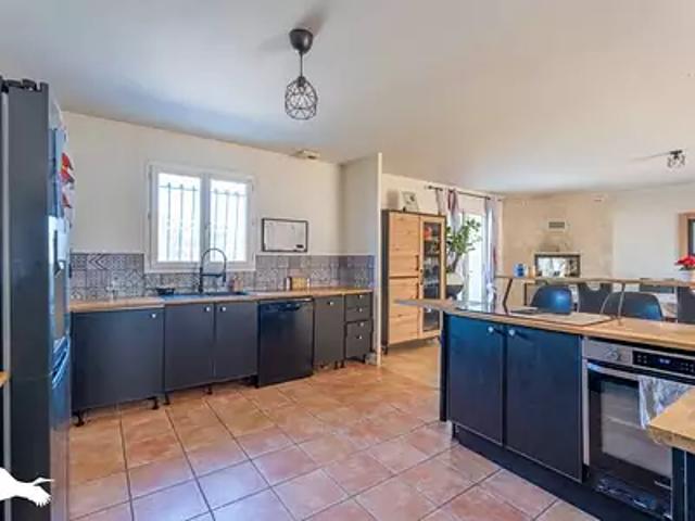 Montguyon 17270 Achat / Vente maison 6 pièces t6 parking