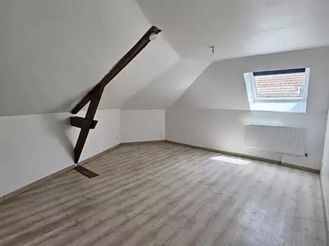 Montdidier 80500 Location maison 6 pièces t6