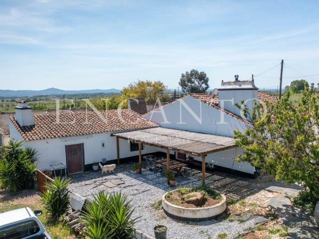 Monte Alentejano com 2,4 hectares às portas de Estremoz 124m² Estremoz Santa Maria e Santo André