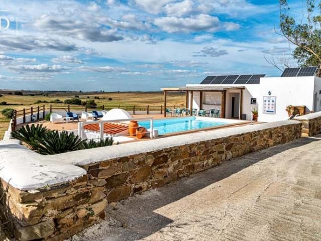 Monte Alentejano com 3 Casas, Piscina e Licença Al 575m² São Miguel do Pinheiro, São Pedro do Solis e São Sebastião d