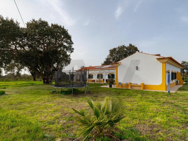 Monte Alentejano de Charme com 4 quartos | 1,3 ha | Litoral Alentejano