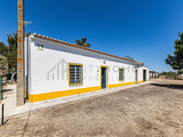 Monte Alentejano T3 com garagem e furo