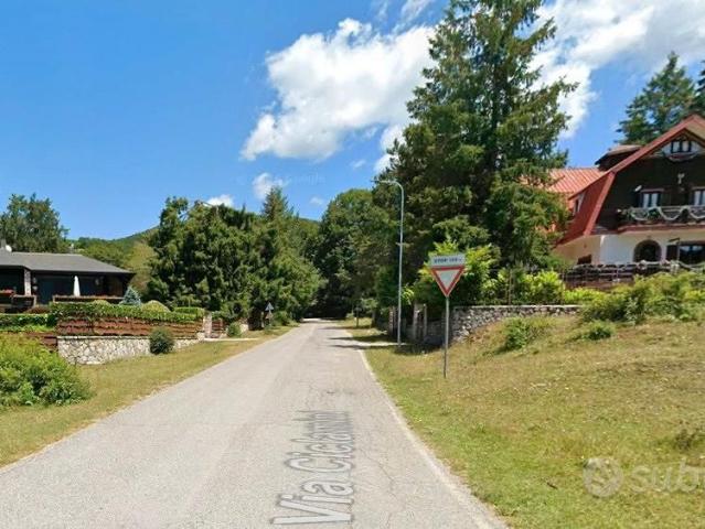 Monte livata ampio monolocale arredato