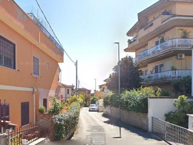 Monte mario soleggiato bilocale arredato