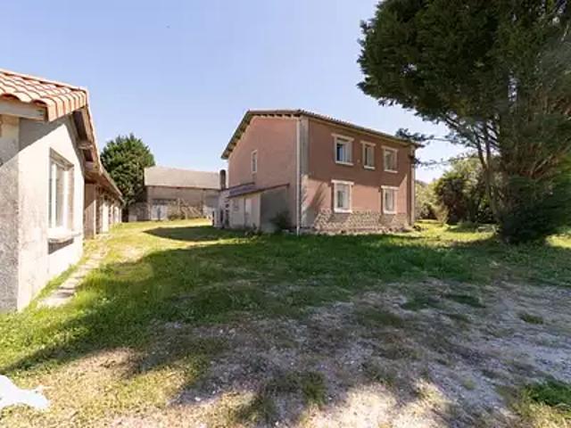 Montendre 17130 Achat / Vente maison 6 pièces t6 parking