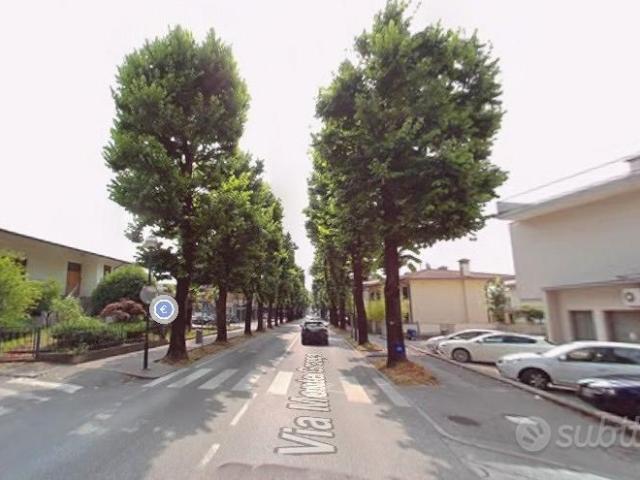 Montebelluna grazioso bilocale con garage