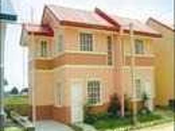 Montecarlo Townhomes duplex With Garage