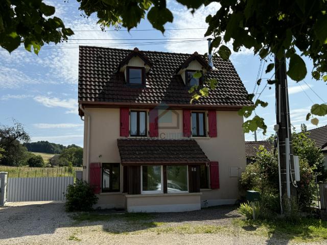 MONTECHEROUX MAISON MITOYENNE