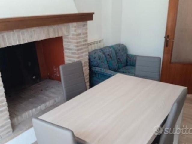 Montefiascone trilocale con giardino e box auto