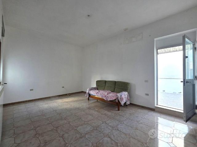 Monteiasi, Trilocale 1°Piano