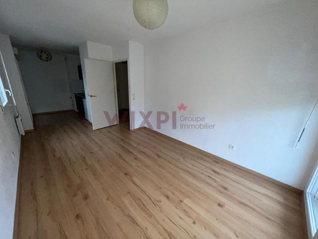 Montélimar T2 de 40m² avec balcon et parkings, Montelimar