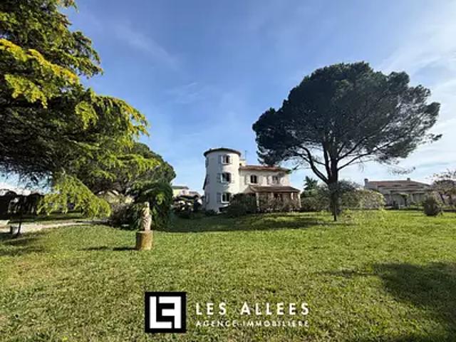 Montélimar 26200 Achat / Vente maison 10 pièces t10 terrasse parking