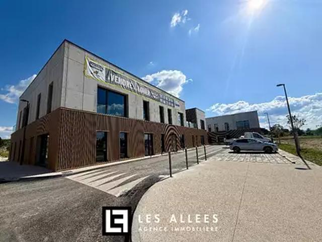 Montélimar 26200 Achat / Vente divers terrasse parking