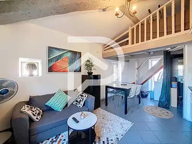 Montélimar 26200 Achat / Vente immeuble au dernier étage