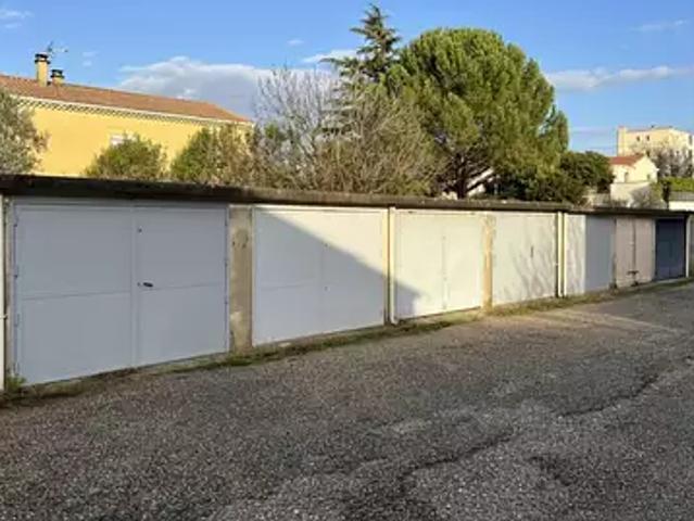 Montélimar 26200 Achat / Vente parking