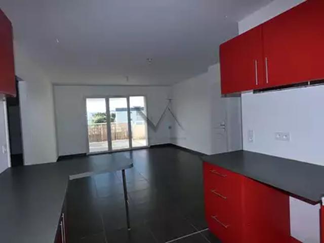 Montélimar 26200 Location appartement 3 pièces t3 au dernier étage