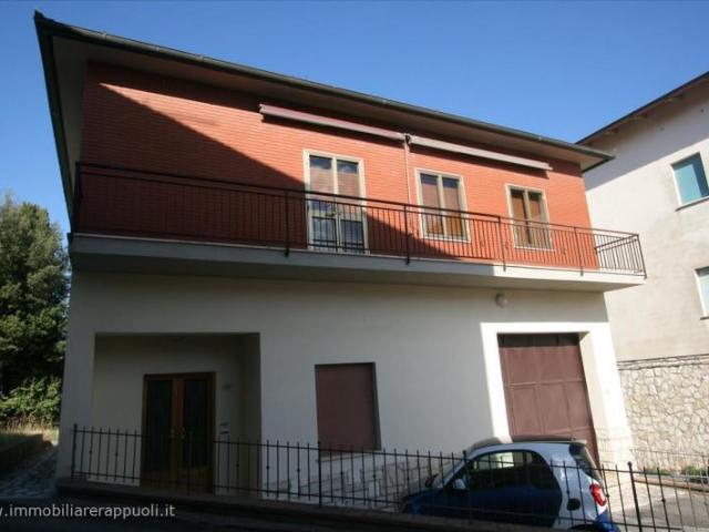 Montepulciano vendesi casa singola di mq 207, realizzata neg. 207m² Montepulciano stazione