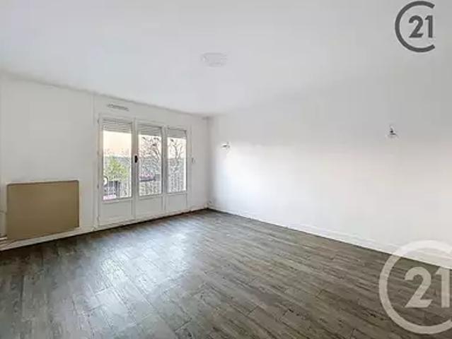 Montereau Fault Yonne 77130 Achat / Vente appartement 3 pièces t3