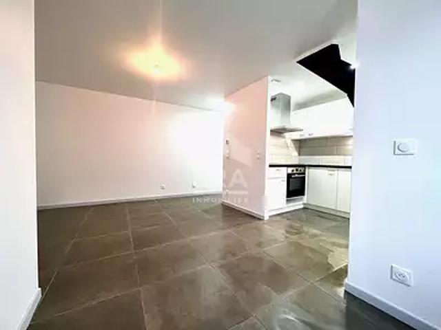 Montereau Fault Yonne 77130 Achat / Vente immeuble