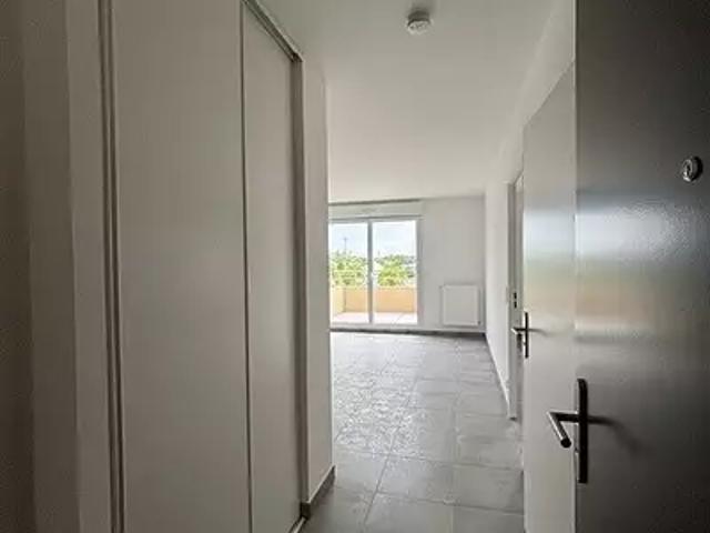Montereau Fault Yonne 77130 Location appartement 2 pièces t2