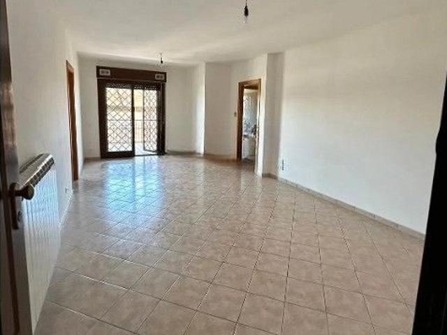 Monterotondo quadrilocale con posto auto