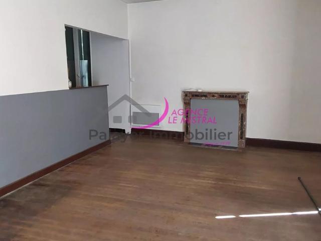 MONTEUX MAISON TYPE T3 DE PLAIN PIED PROCHE CENTRE VILLE